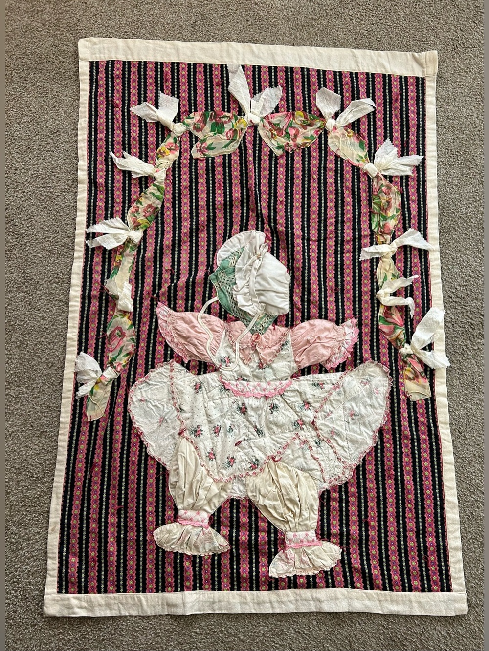 Vintage Appliqué Girl Quilt /Wall Hanging